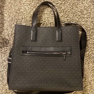 Michael Kors tote bags strap to make it long crossbody or a regular purse strap